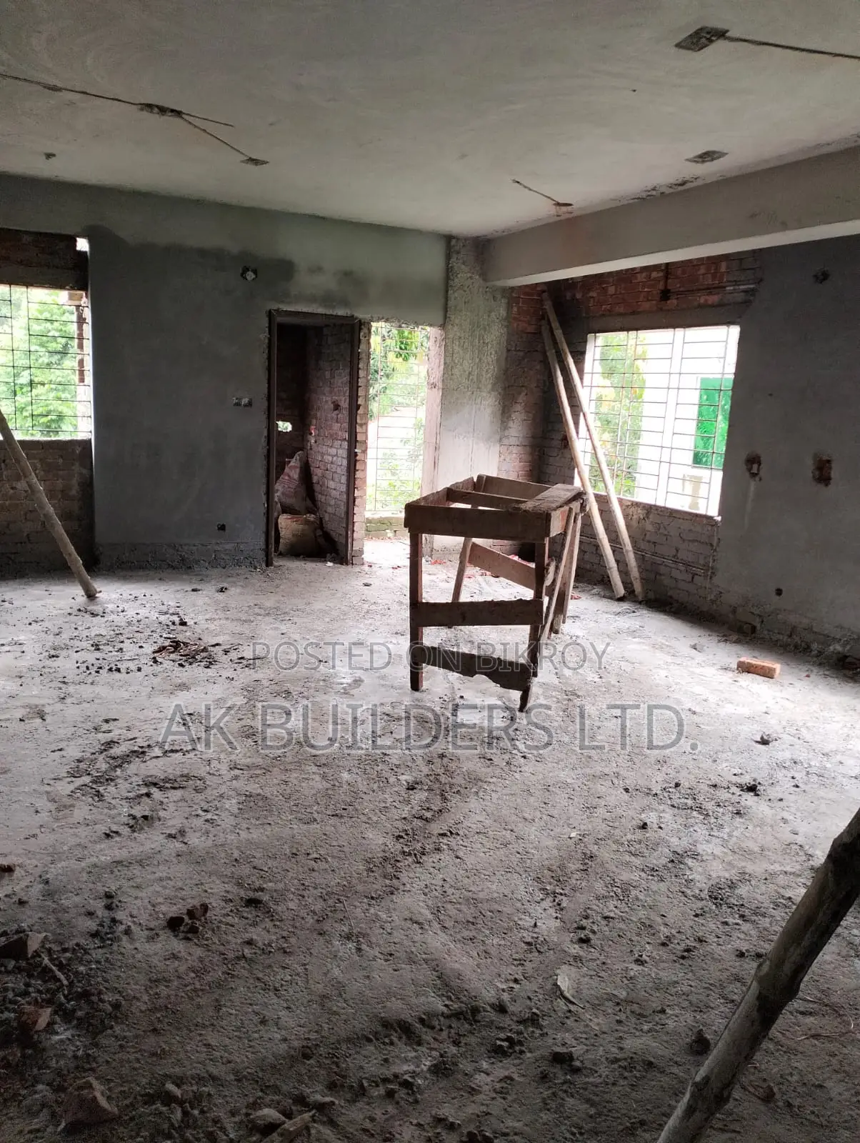 Stunning 1000 sqft Flat on the 4th Floor of a Corner Plot Facing the Road @ Pallabi!!! in Mirpur