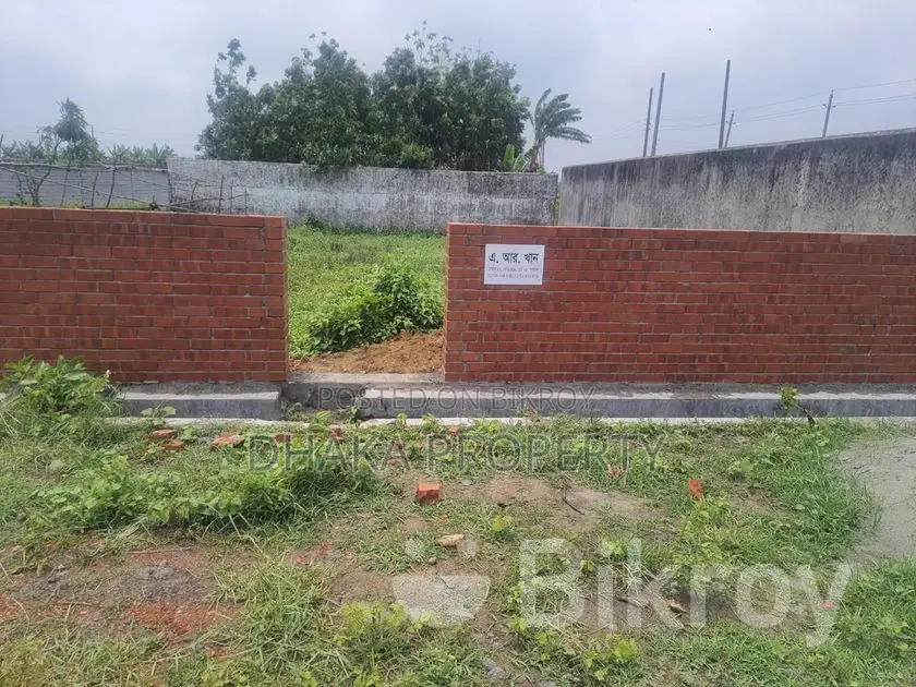 60ft 3 Katha Park East at Sector-17/F. Uttara in Uttara