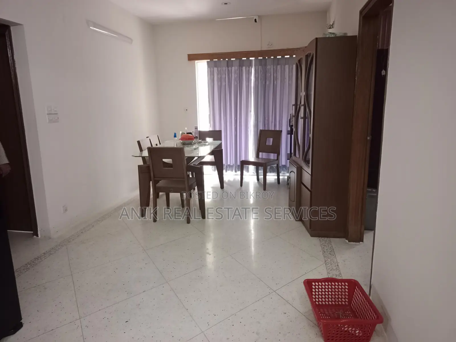 Good Quality 3 Bedroom Un Farnised Flat Rent At Gulshan 2 in Gulshan
