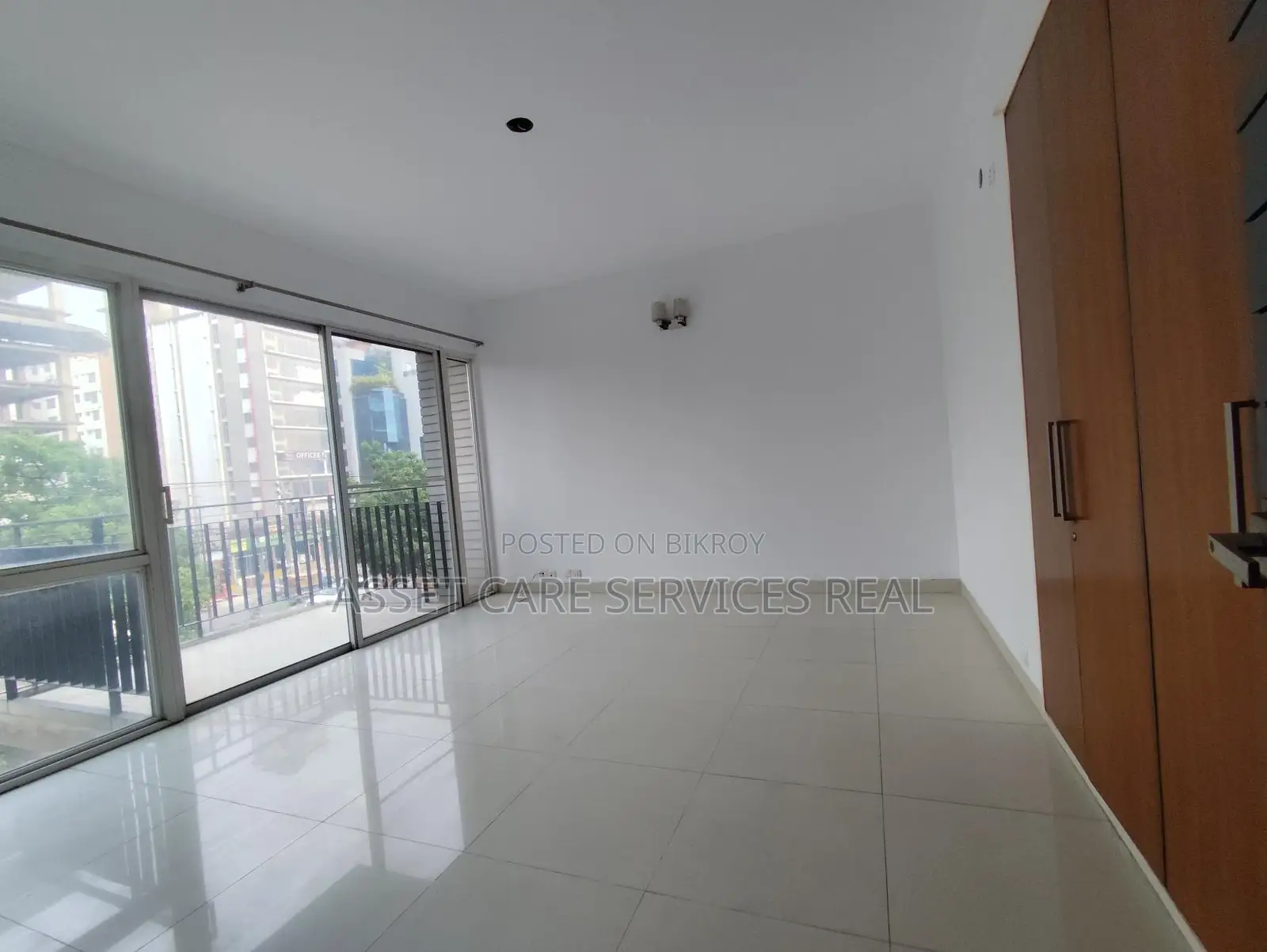 3Bed Un-Furnished Exclusive Apartment Rent In Baridhara Diplomatic Zone in Baridhara