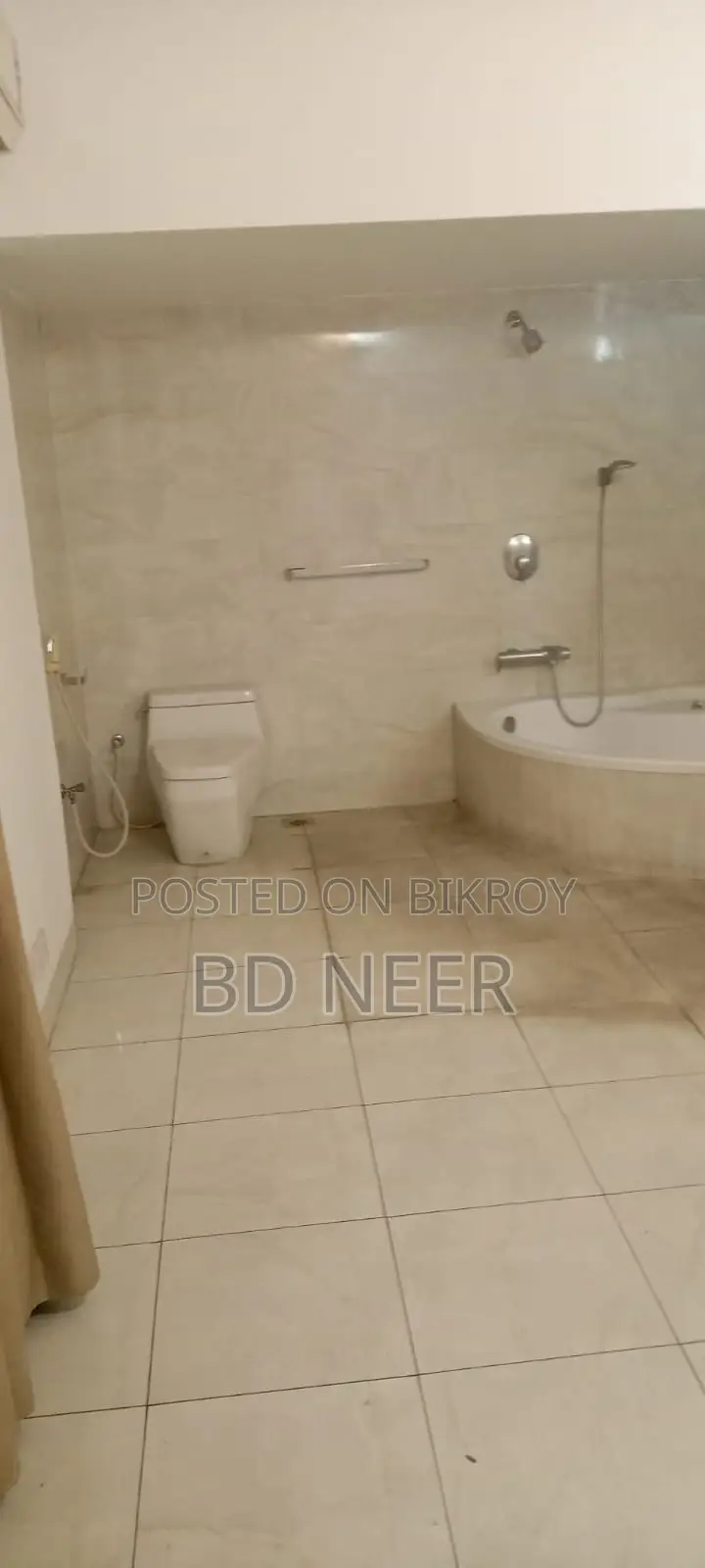 Nice 3 Bedroom 2700 SqFt Flat Rent in Banani in Banani