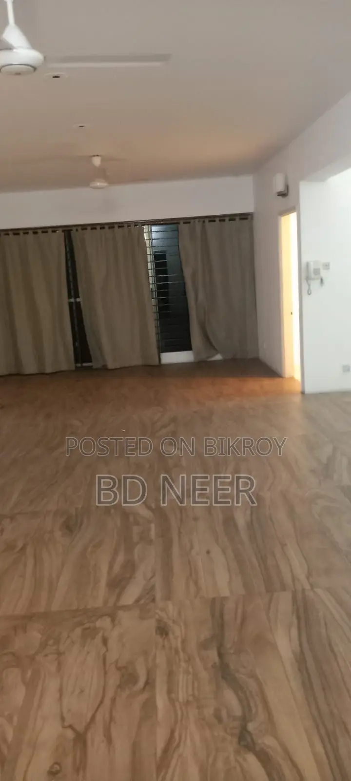 Nice 3 Bedroom 2700 SqFt Flat Rent in Banani in Banani