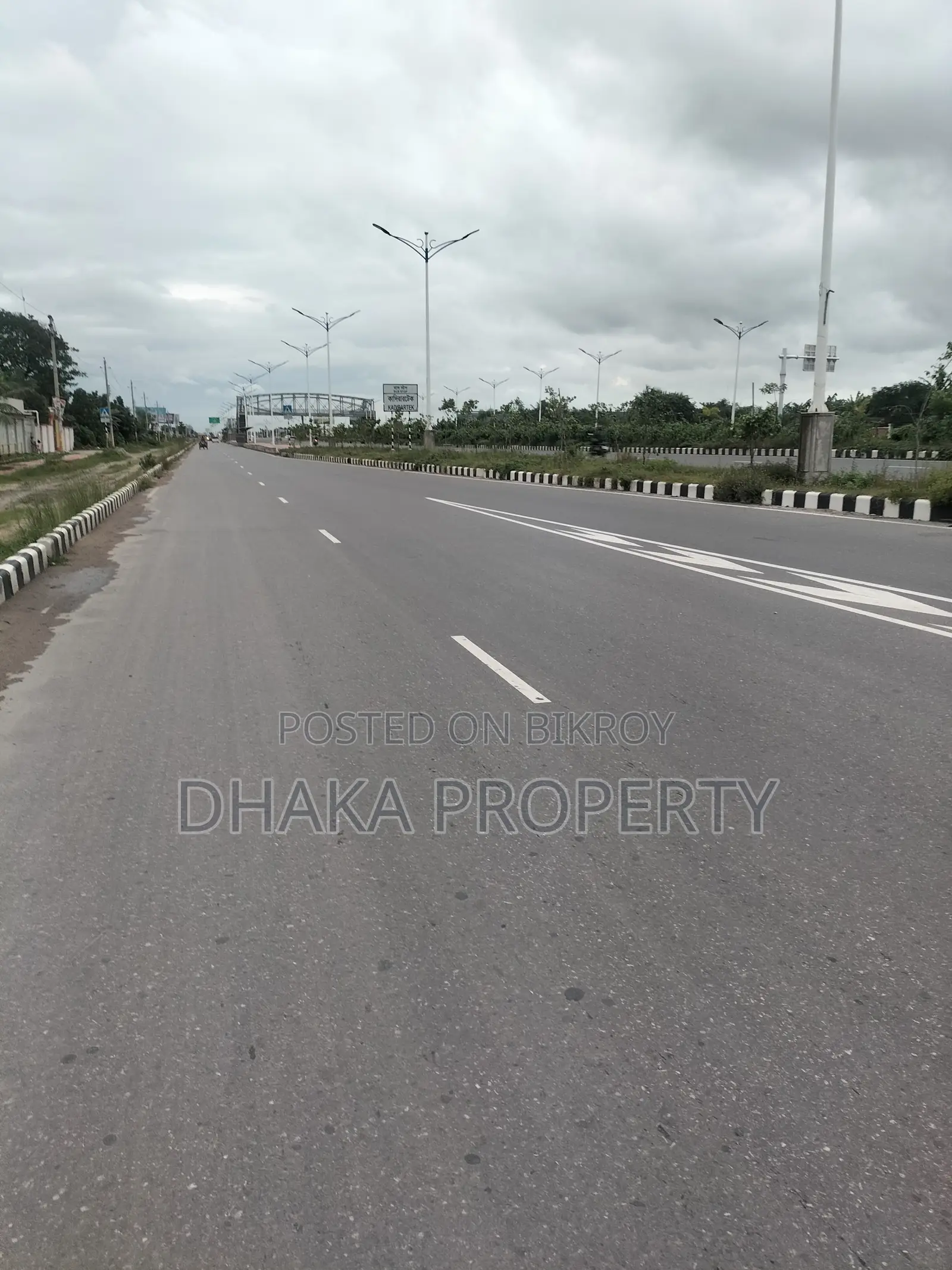 300ft Commercial 10 Katha South-Sector-9 in Purbachal