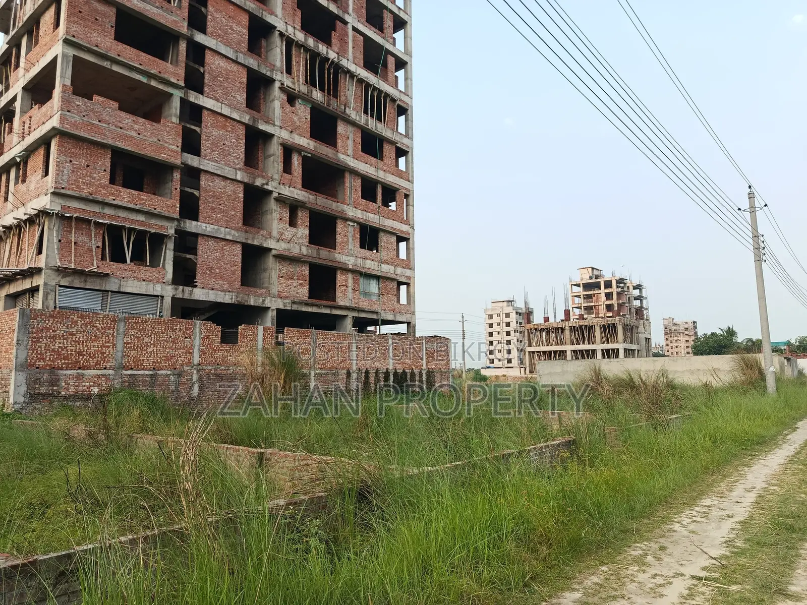 I Block 10 katha South/North face plot for sale in Basundhara
