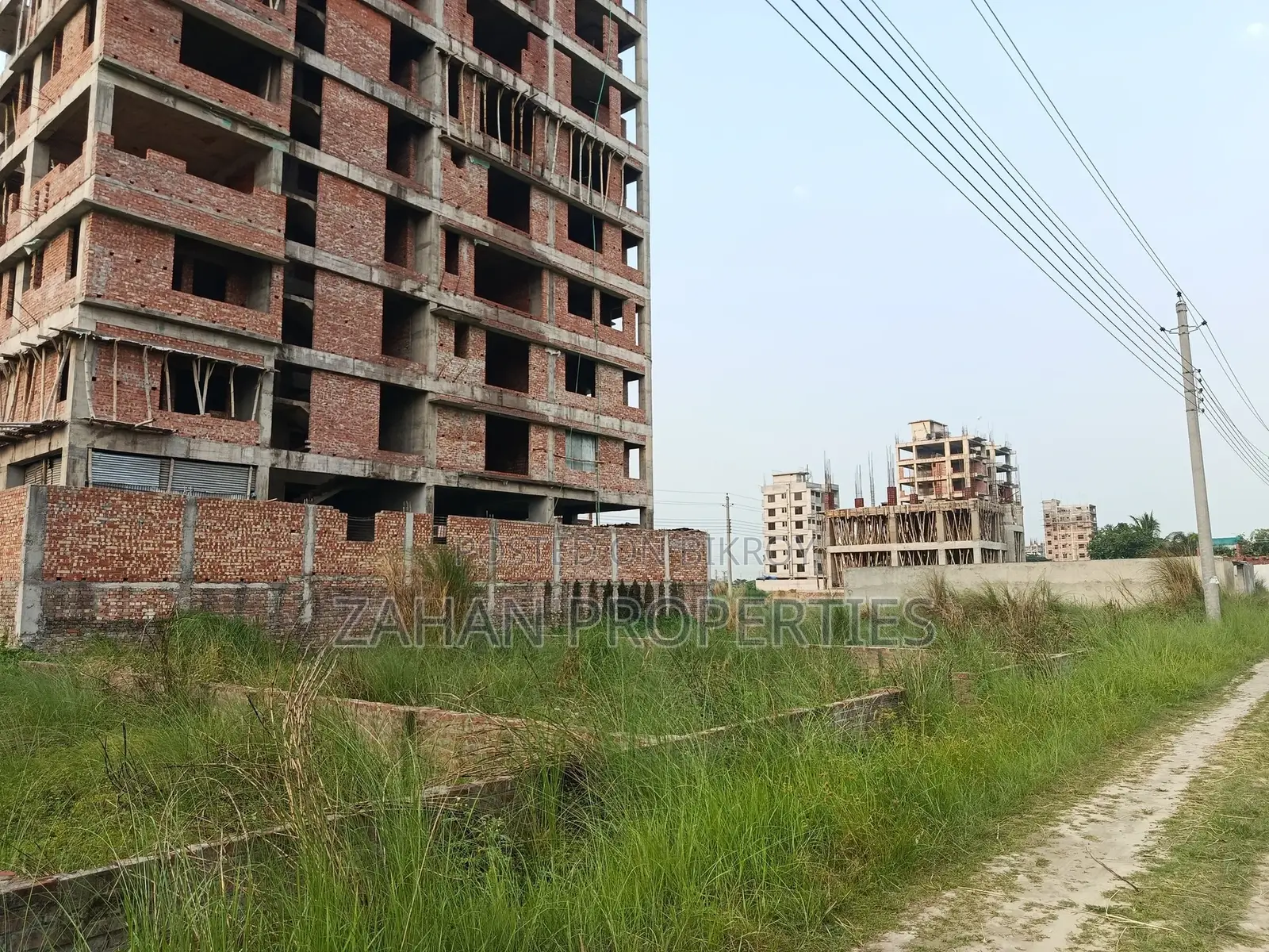 I Block 10 katha South/North face plot for sale in Basundhara