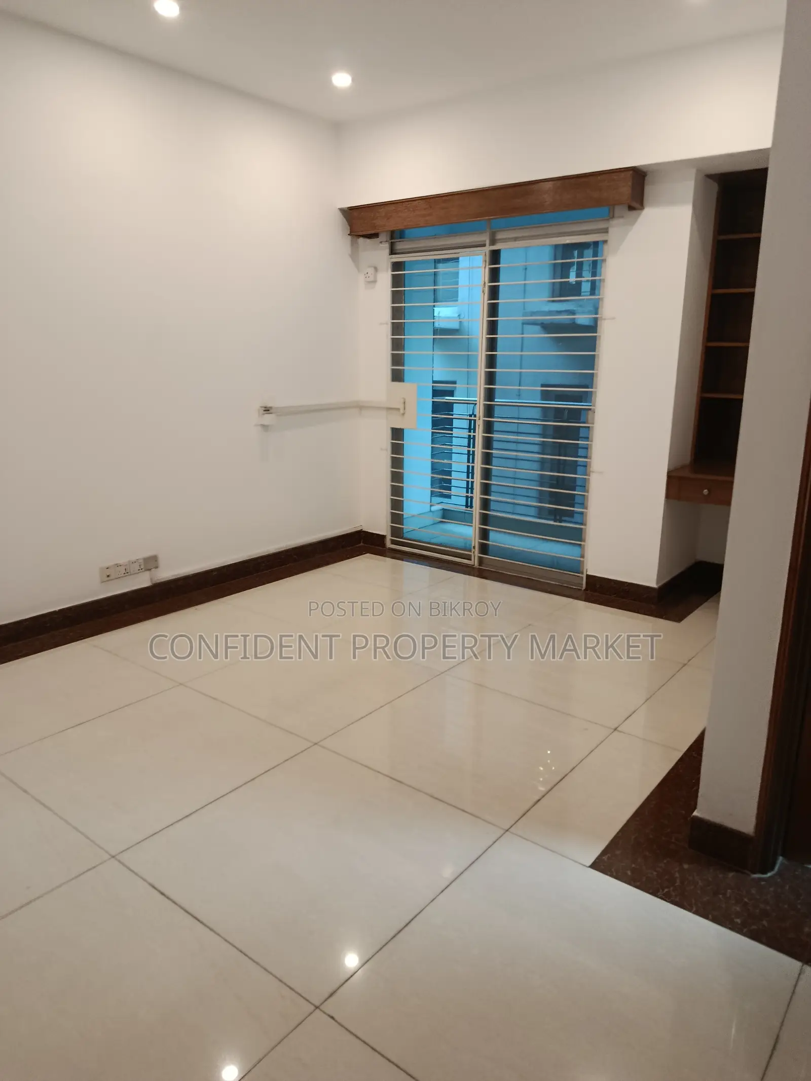 Semi Furnished Apartment For Rent In Baridhara in Baridhara