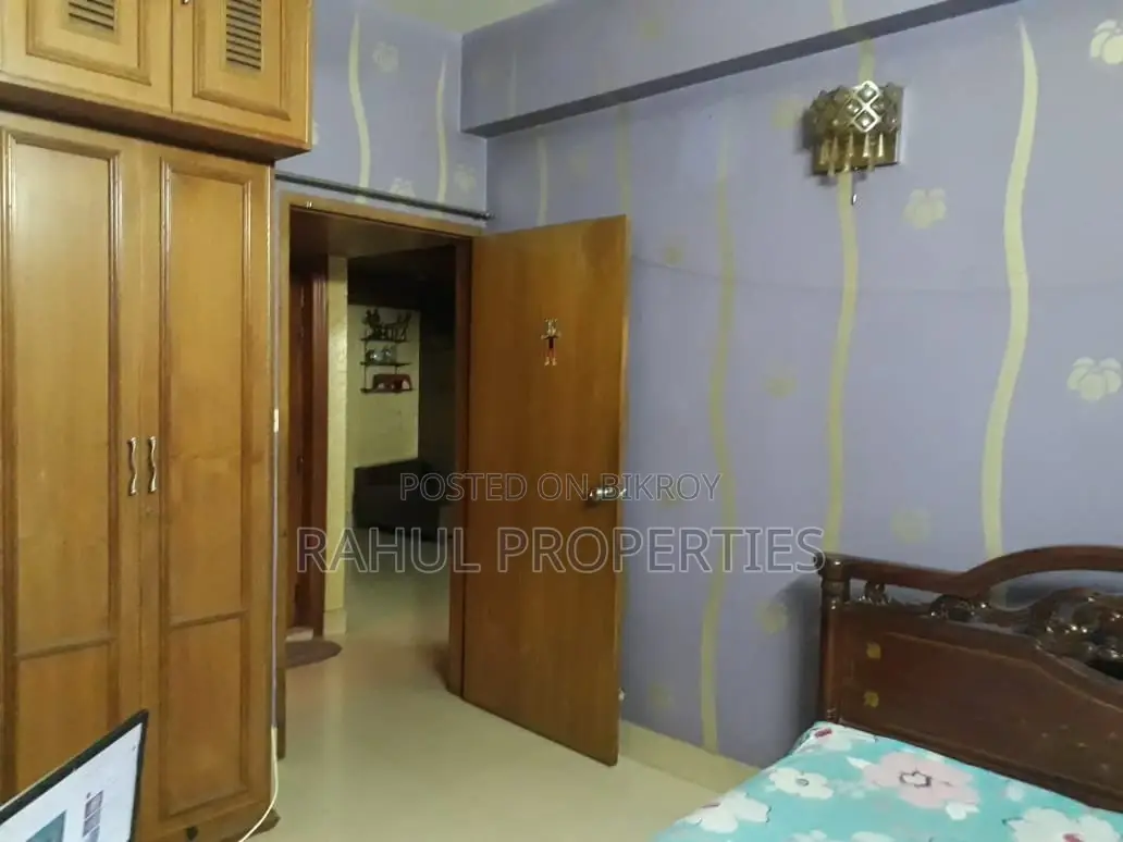 Urgent Used Flat Sale in Bashundhara R/A in Basundhara