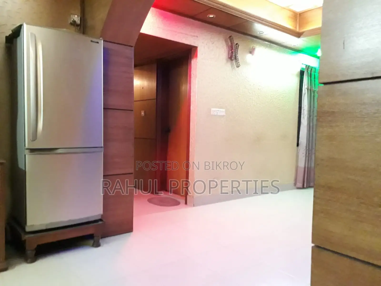 Urgent Used Flat Sale in Bashundhara R/A in Basundhara