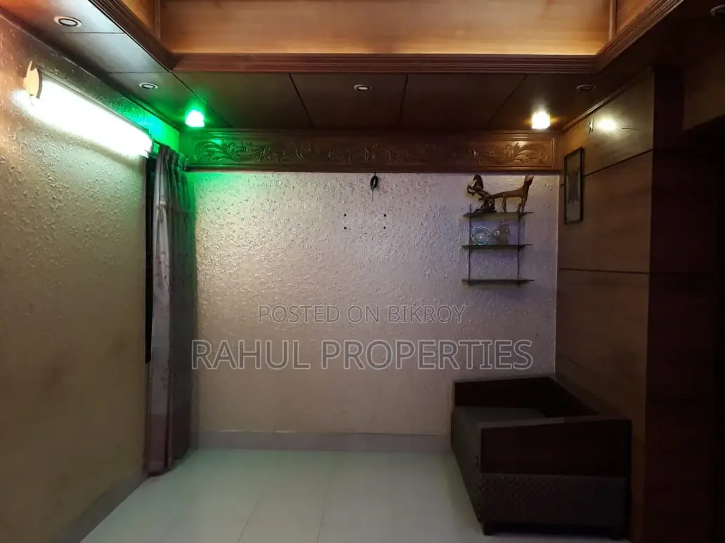 Urgent Used Flat Sale in Bashundhara R/A in Basundhara