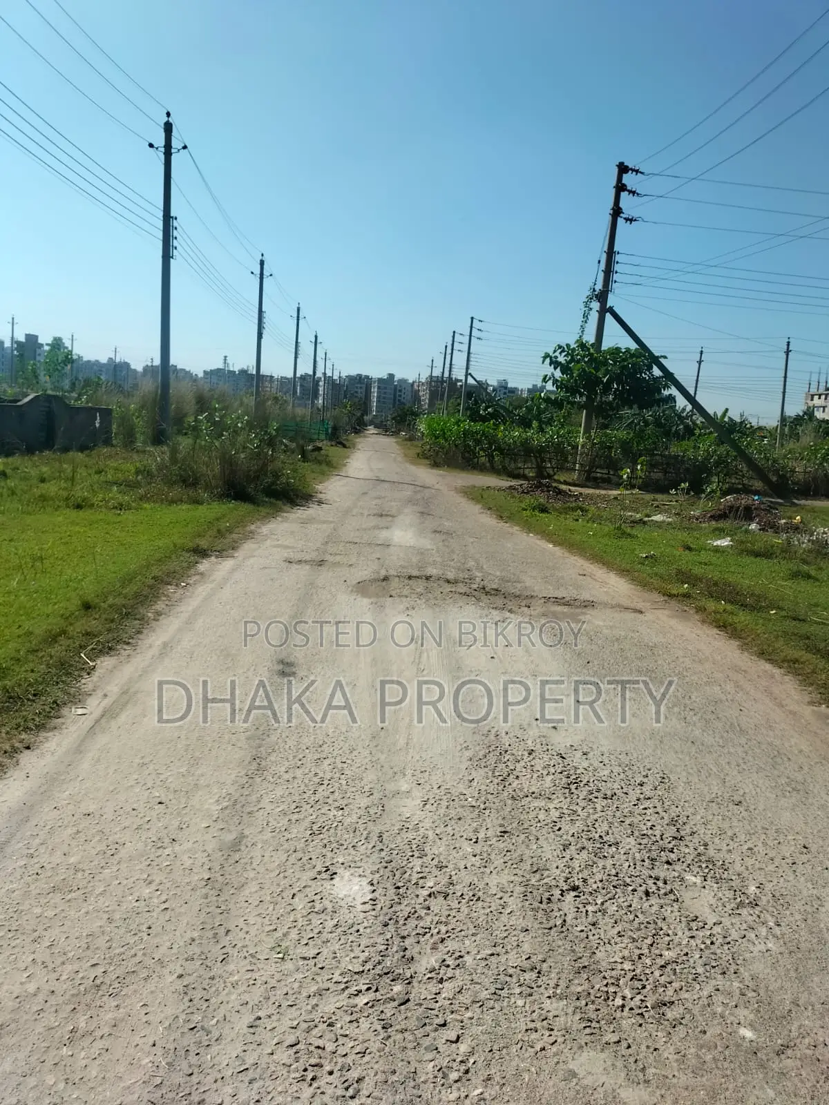 60ft Rd 3 Katha Metro Station Sector-17/B in Uttara
