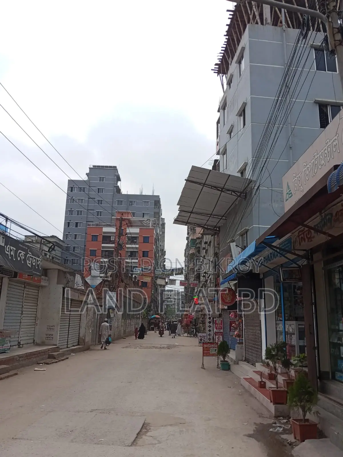 NEW READY FLAT FOR SALE @ 1015 SFT WEST DHANMONDI R/A. in Mohammadpur