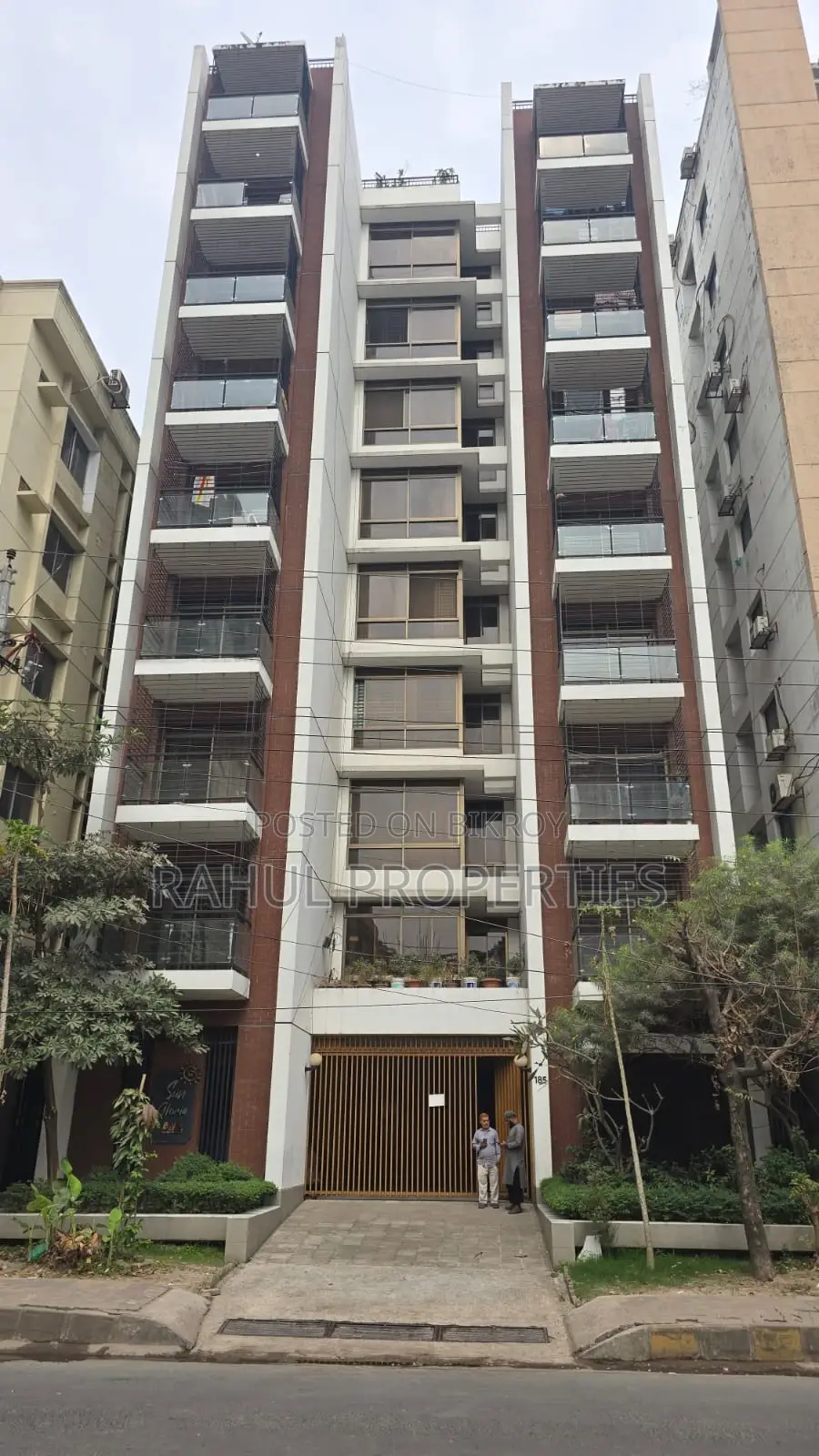 Apartment For Sale In Bashundhara R/A-2250 Sqft in Basundhara