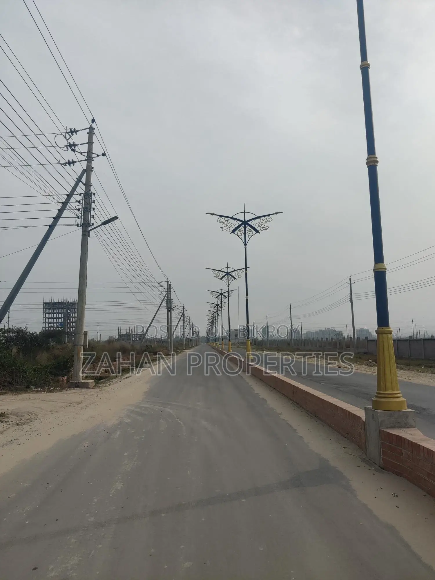 JALSHARI 02 No Sector 60 ft Road 20 Katha Corner Plot for Sale in Basundhara