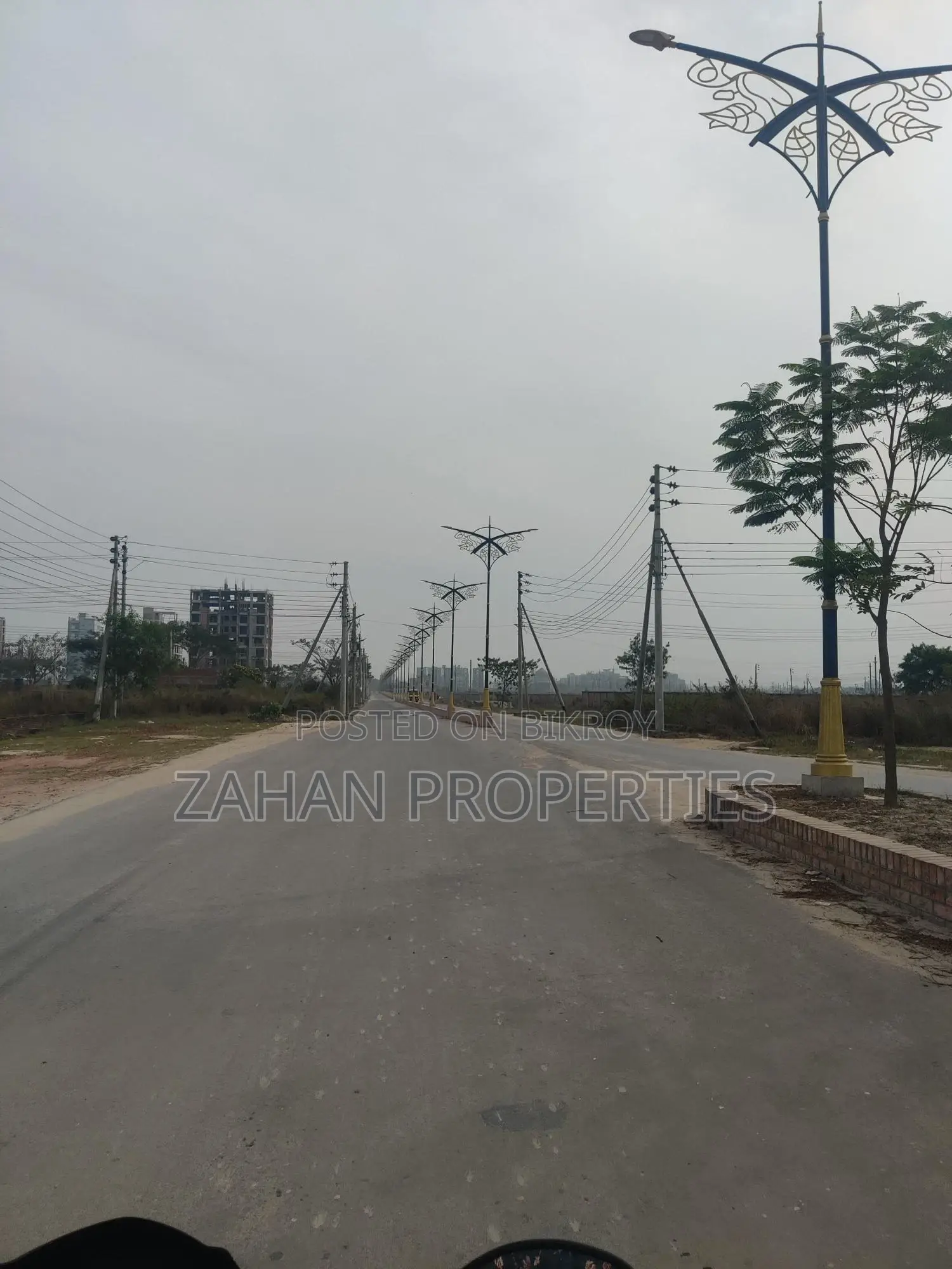 JALSHARI 02 No Sector 60 ft Road 20 Katha Corner Plot for Sale in Basundhara