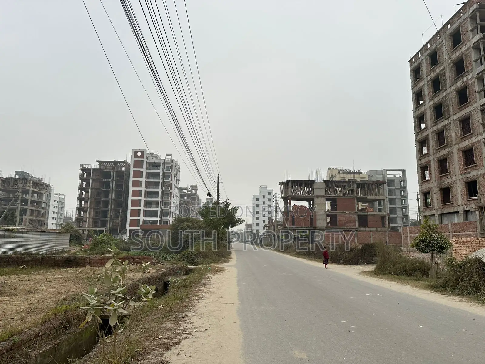 6 Katha South-facing plot for sale, Block L, Bashundhara Baridhara in Basundhara