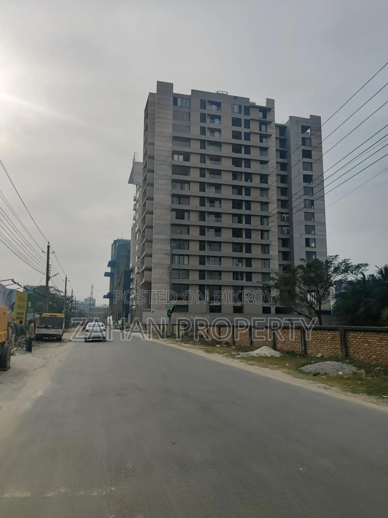 Bashundhara N Block 06 Katha South/Lake Facing Plot for Sale in Basundhara