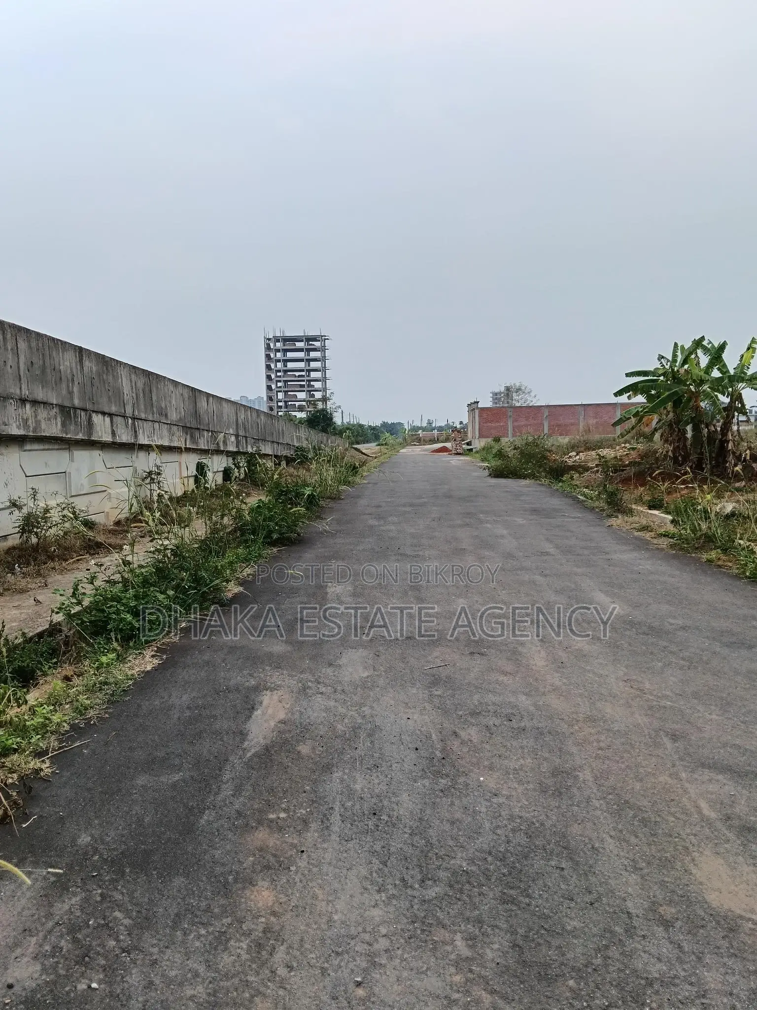 Commercial Avenue-5, 12 Katha 110 Feet Road in Uttara