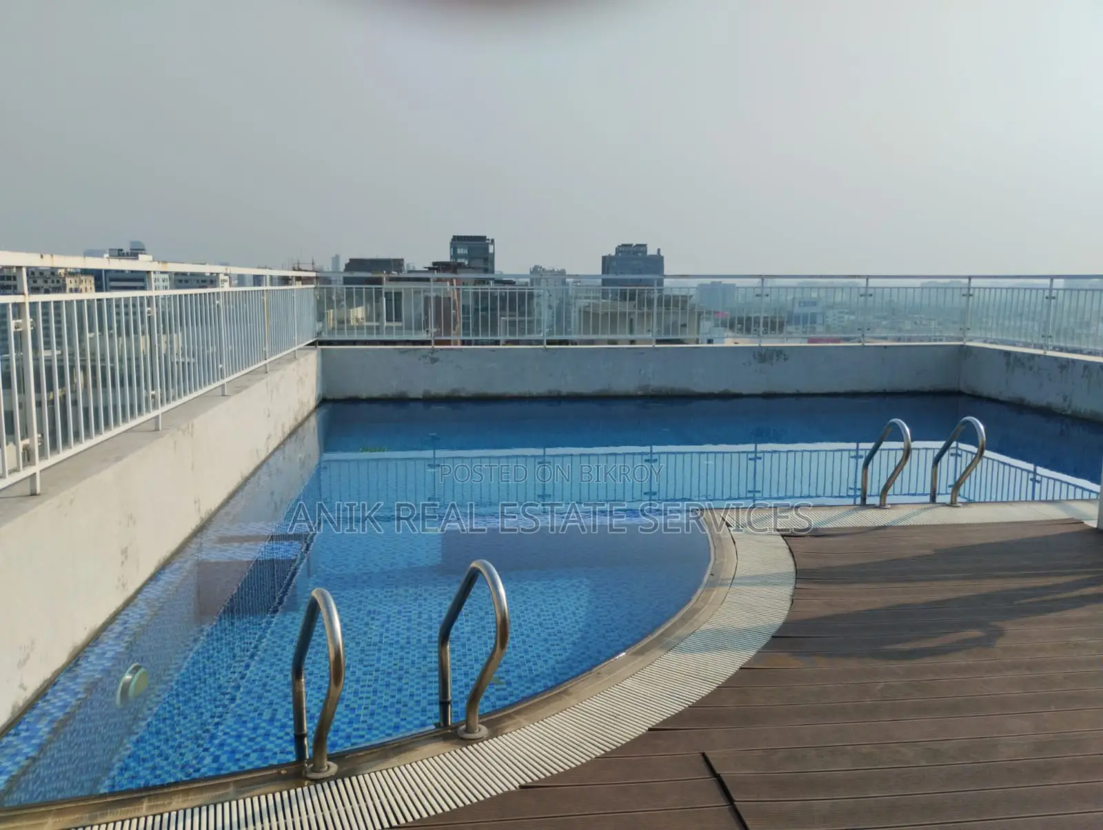 Swmming Pool Gym 4000 Sft Flat Rent At Banani in Banani