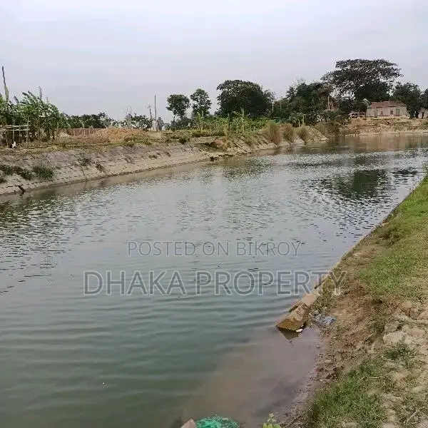 10-Story Lake-Facing New Building for Sale, Sector-15/C1 in Uttara