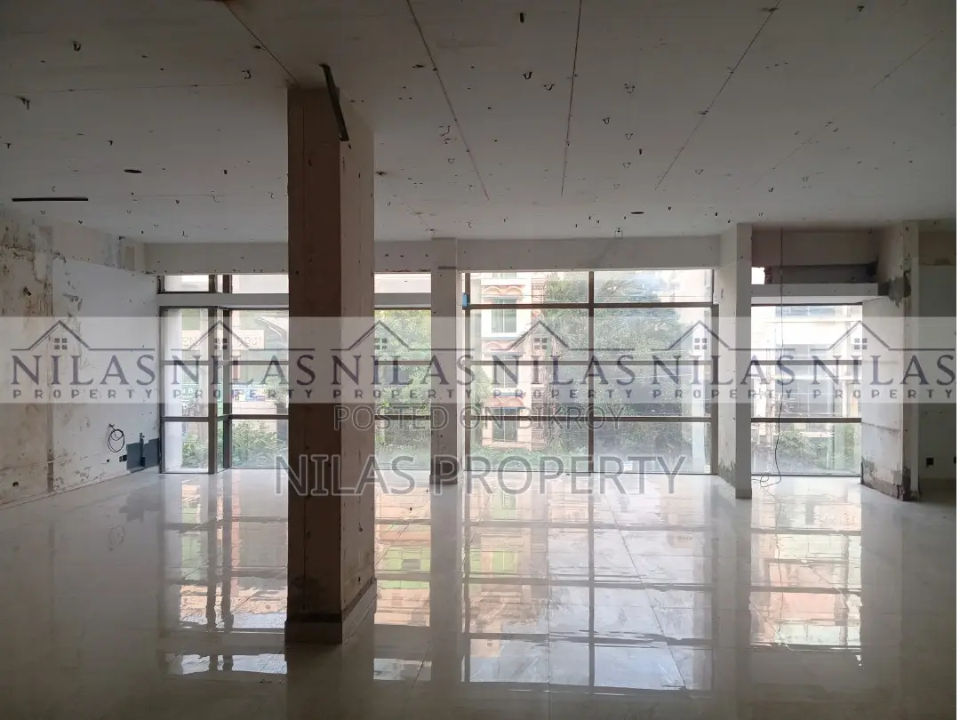 Prominent 2600 Sft Commercial Office Space for Rent in Uttara in Uttara