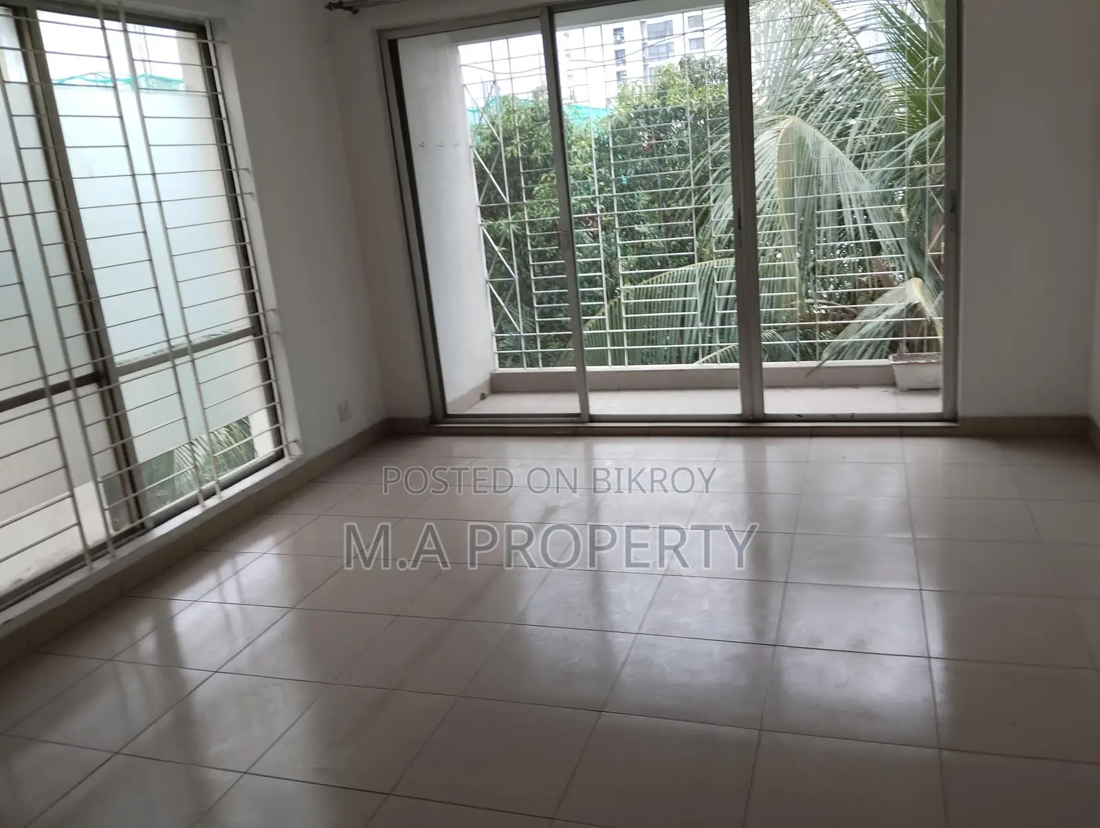 Excellent 5 Bed Flat For Rent In Gulshan North in Gulshan
