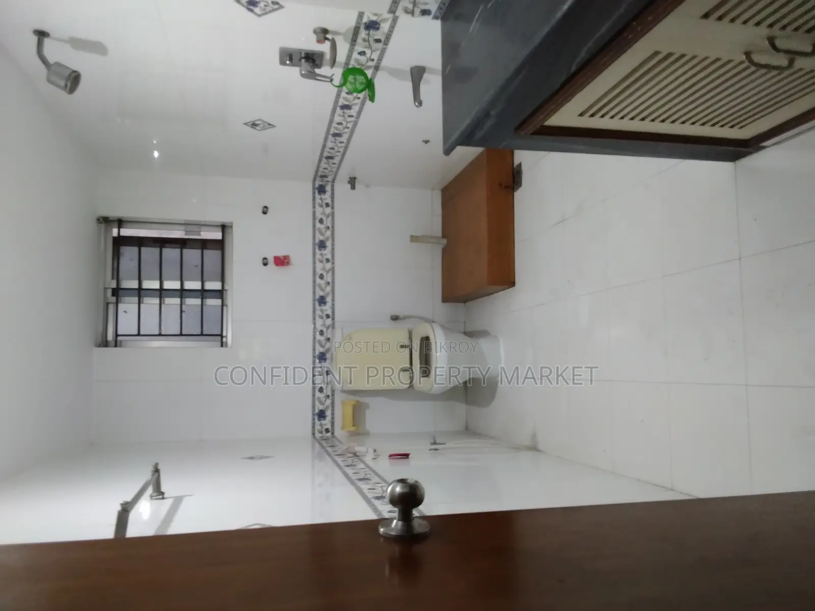 Semi Furnished Apartment For Rent In Gulshan in Gulshan