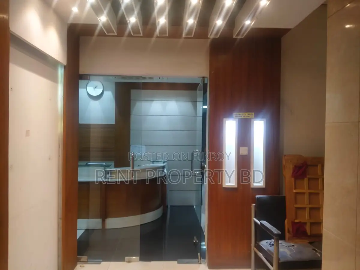 Well Decorated Full Furnished Office Space Rent In Gulshan in Gulshan