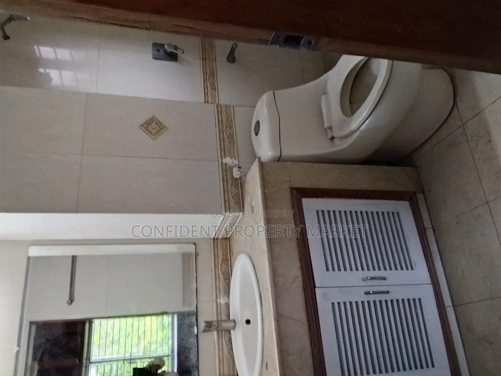 Semi Furnished Apartment For Rent In Gulshan in Gulshan