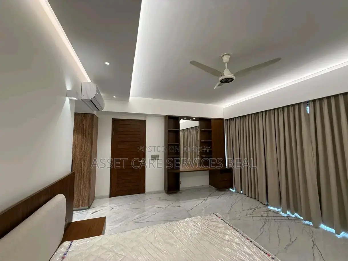 Luxury Fully Furnished Apartment with Gym & Pool in Gulshan-2 in Gulshan