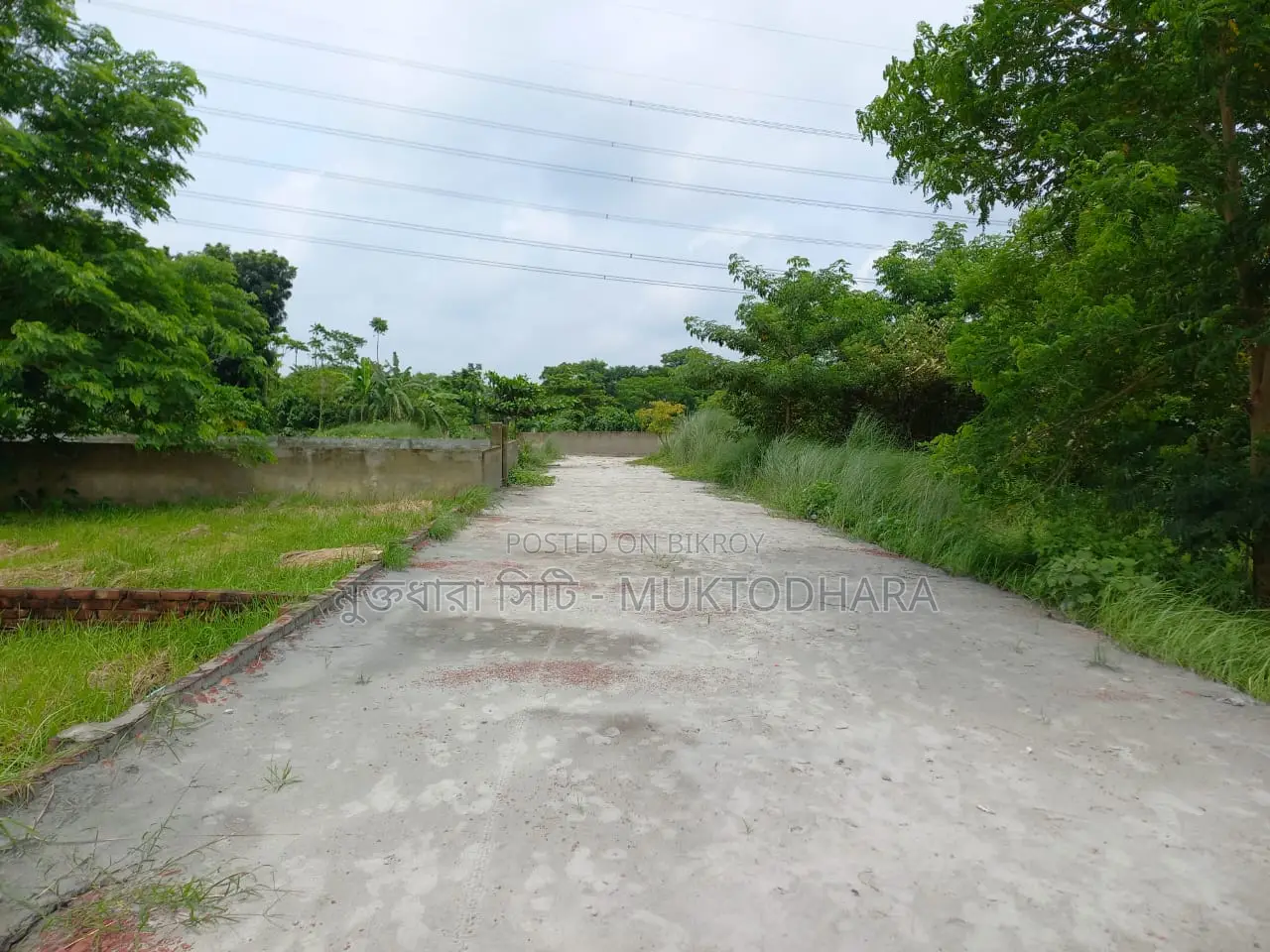 Want to own a plot near Dhaka? Come to Muktodhara City in Keraniganj