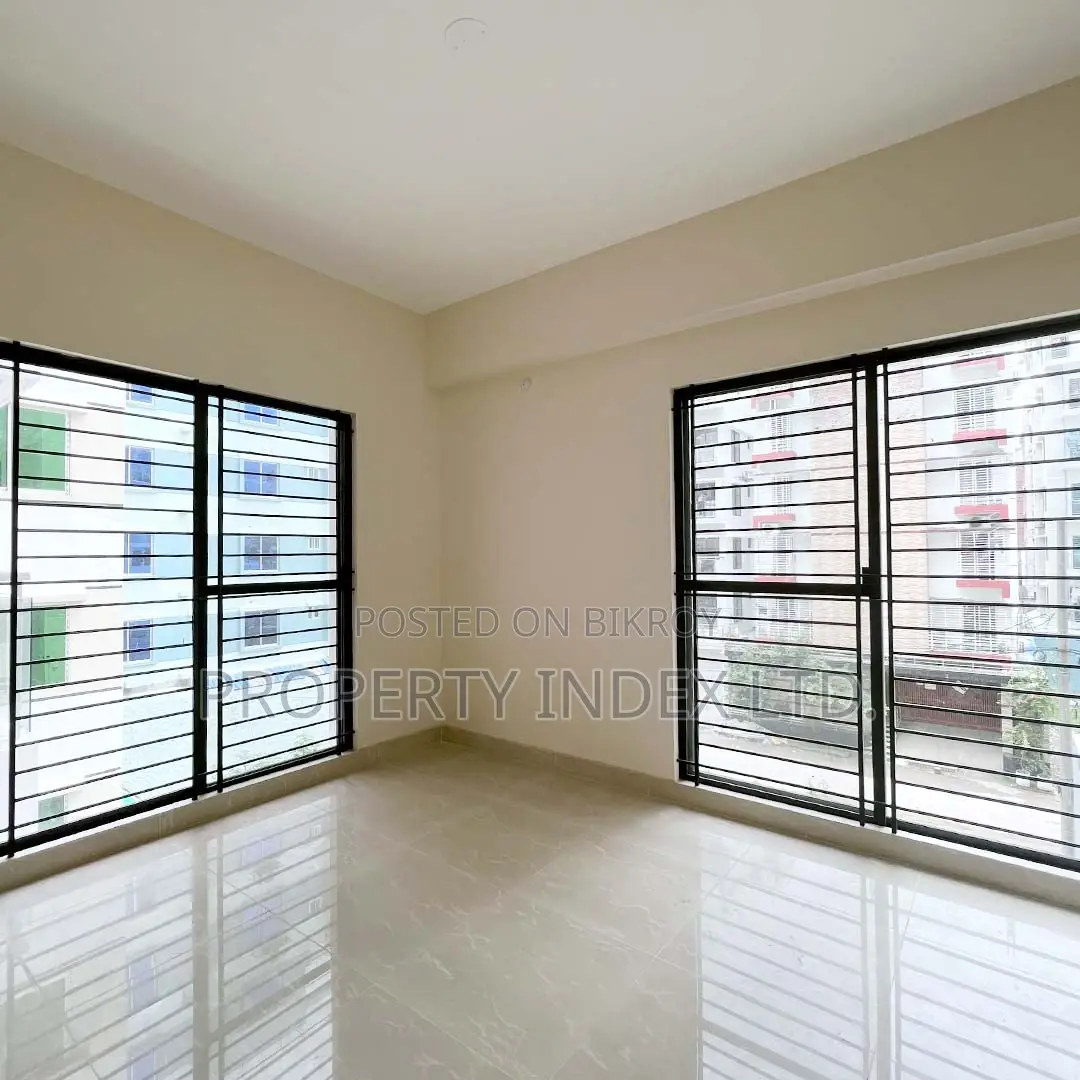 Apartment For Sale! 2166 Sqft At Bashundhara H Block in Basundhara