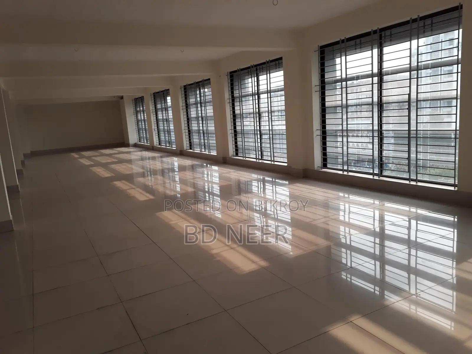 15000 Sq Ft 5 Storied House For Rent in Gulshan-1 in Gulshan
