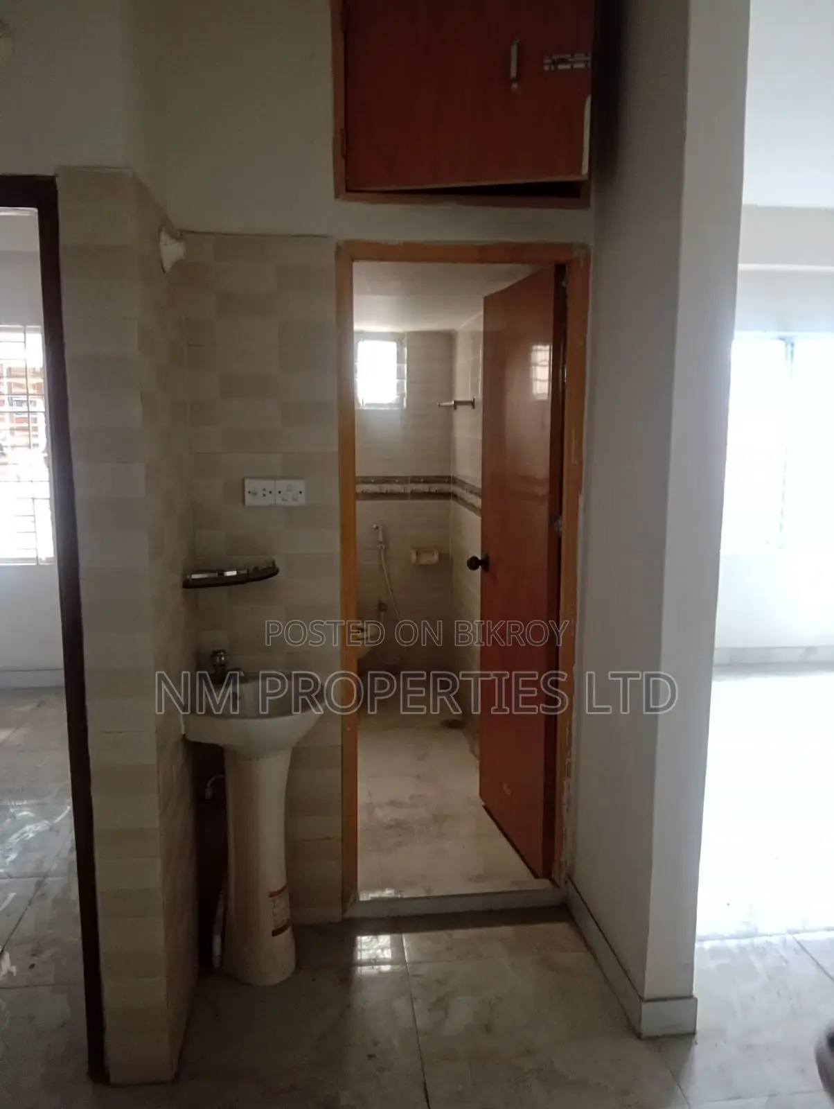 Ready Flat for Sale: 3-Minute Walk West of Shewrapara Metro Station in Mirpur