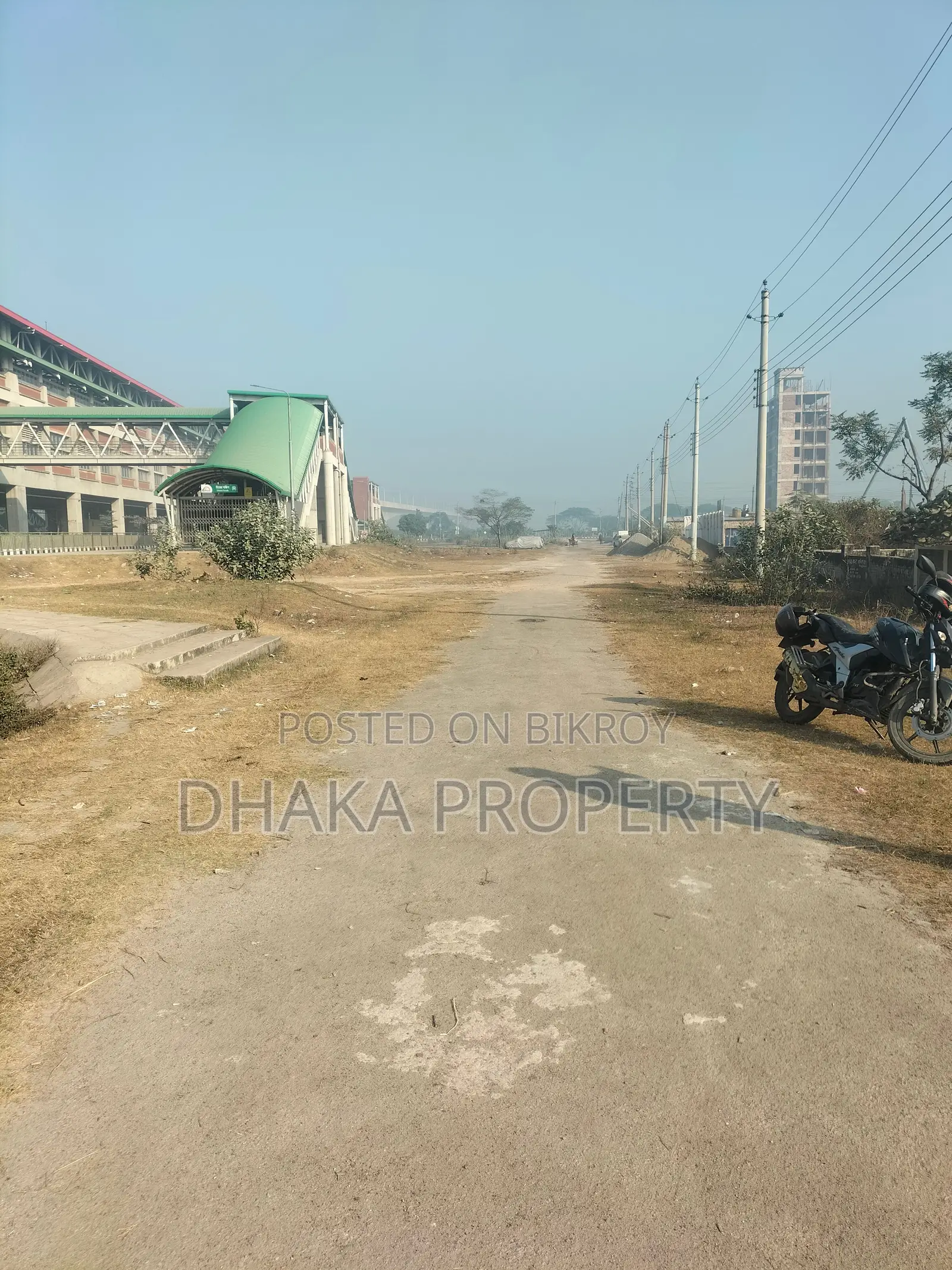 30ft Road, 3 Katha Park West at Sector-17/E in Uttara