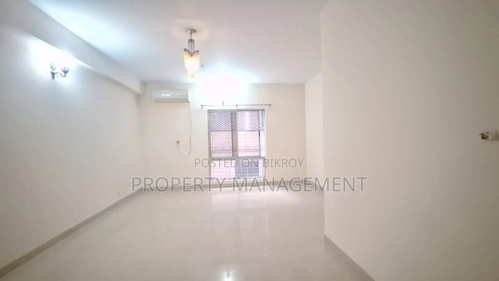 2500Sft Unfurnished Apartment Rent Gulshan2 3Bed Nice view in Gulshan