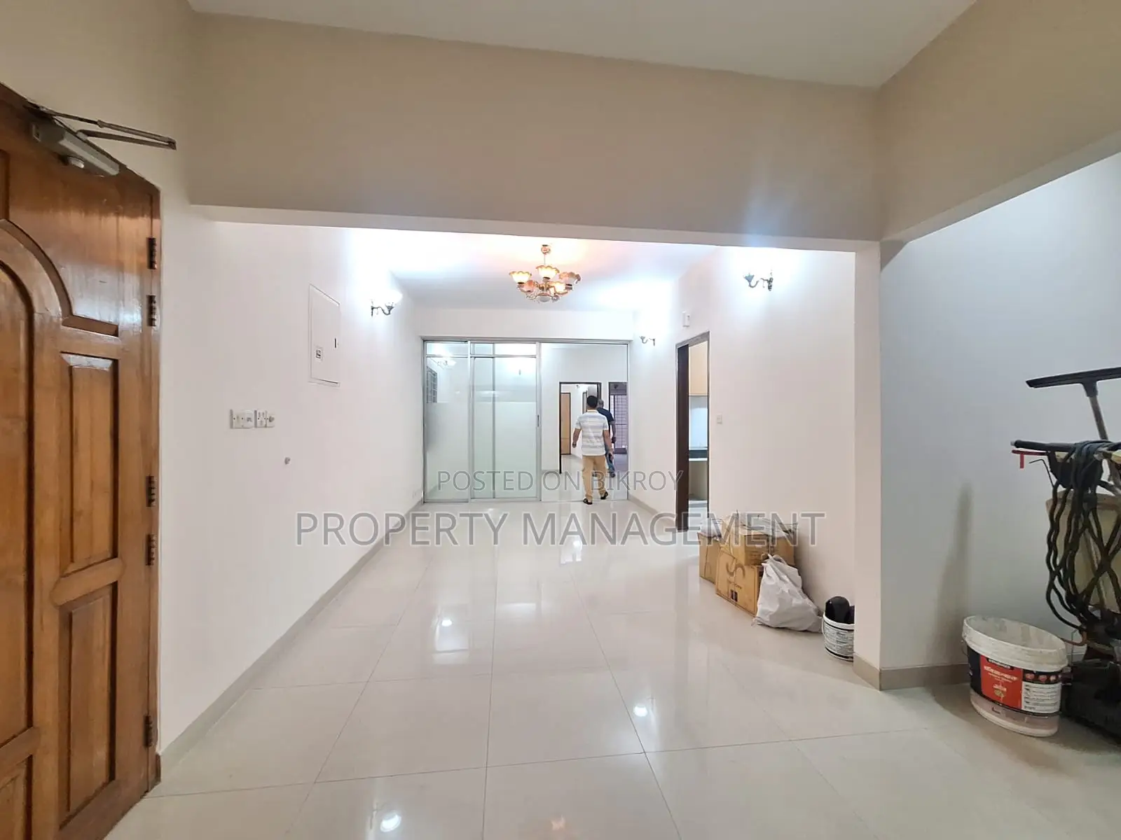 2500Sft Unfurnished Apartment Rent Gulshan2 3Bed Nice view in Gulshan