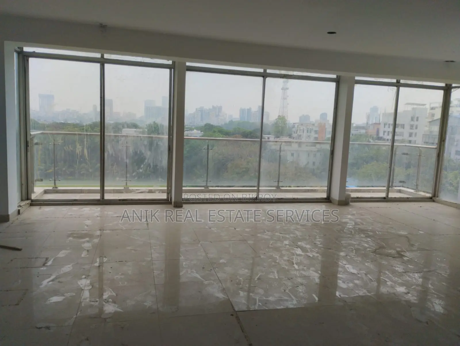 Commarcial 3000 Sft Office Space Rent At Banani in Banani