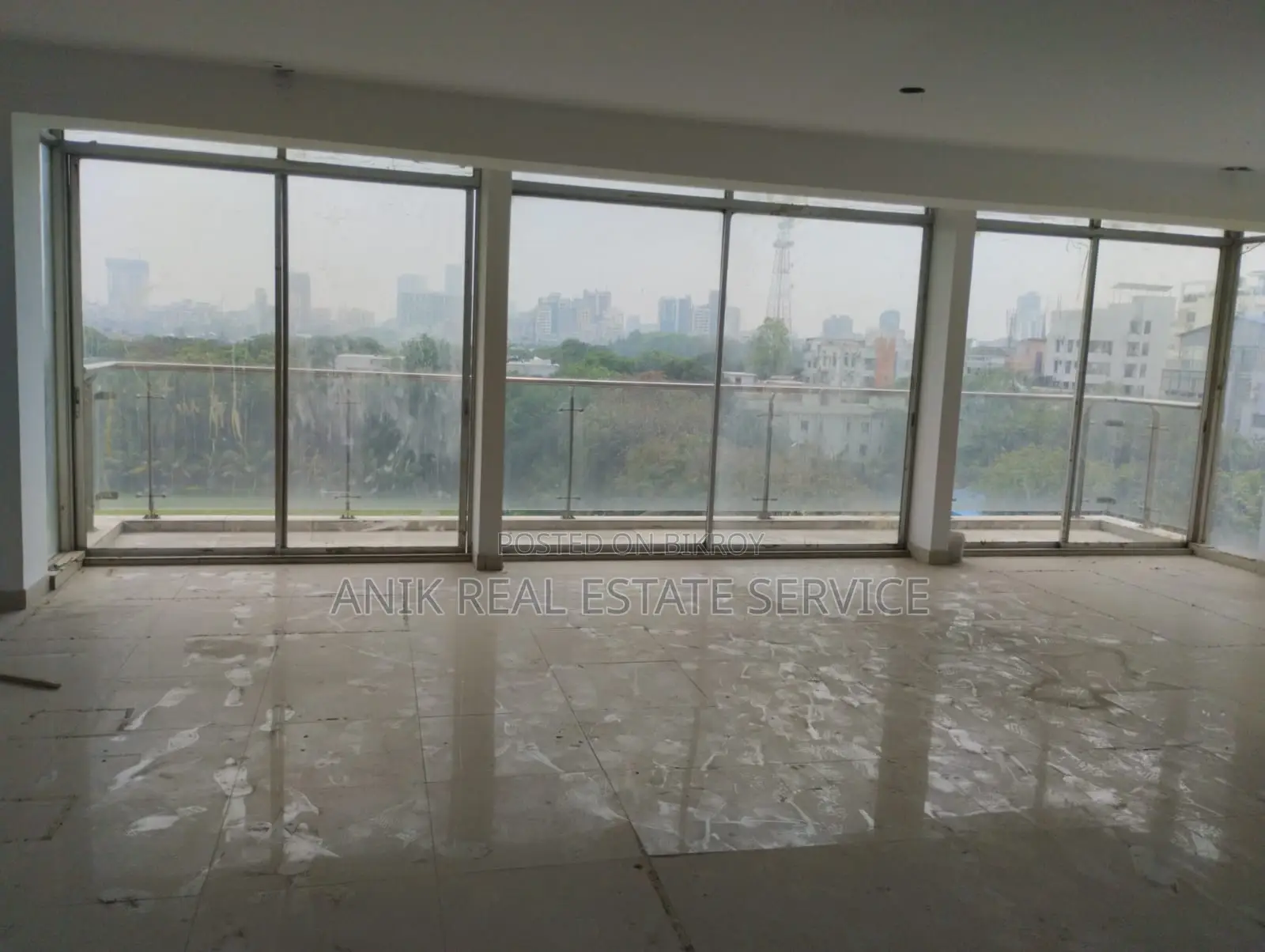 Commarcial 3000 Sft Office Space Rent At Banani in Banani