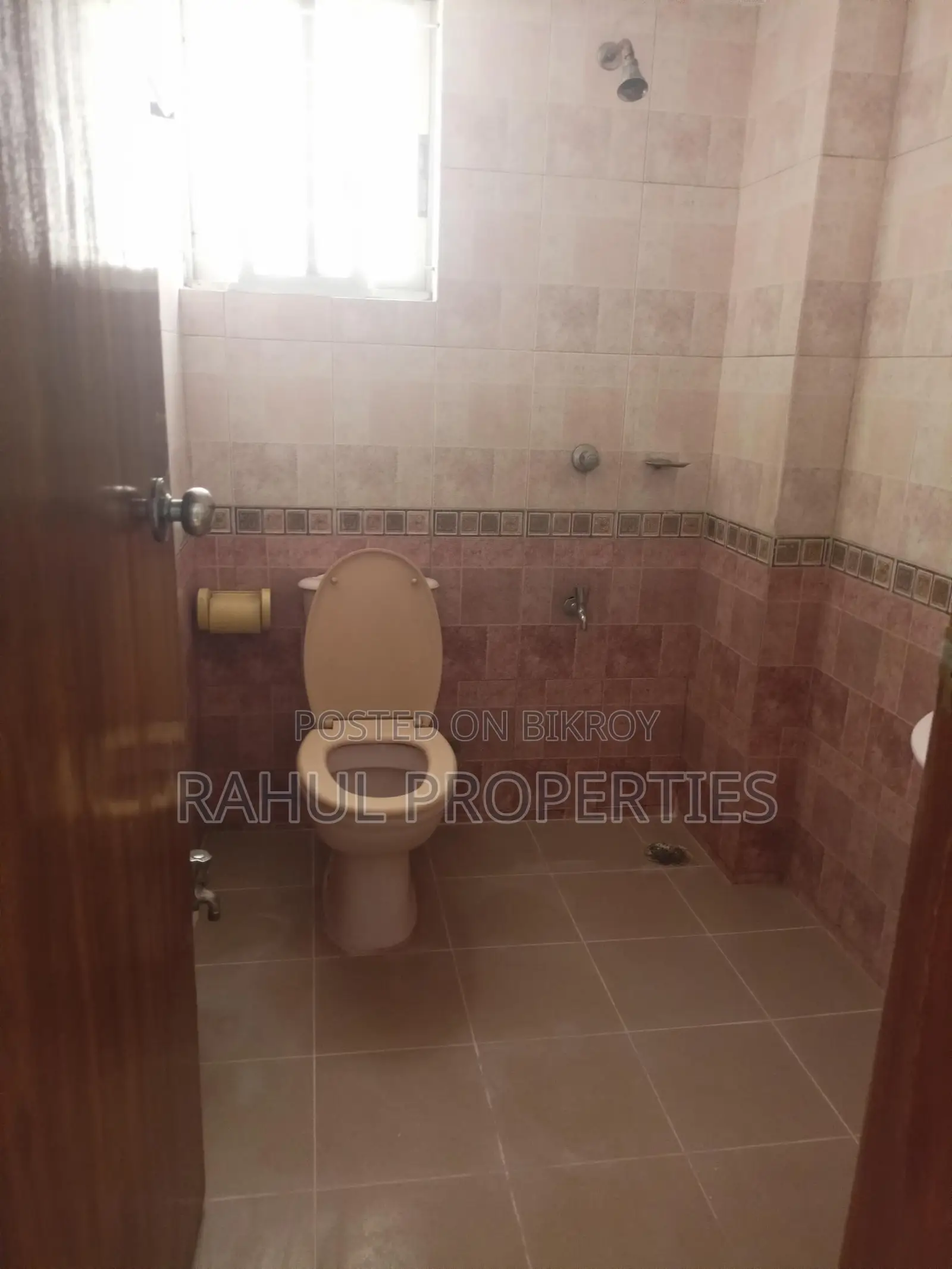 1450 sqft Flat for Sale in D-Block, Bashundhara R/A in Basundhara