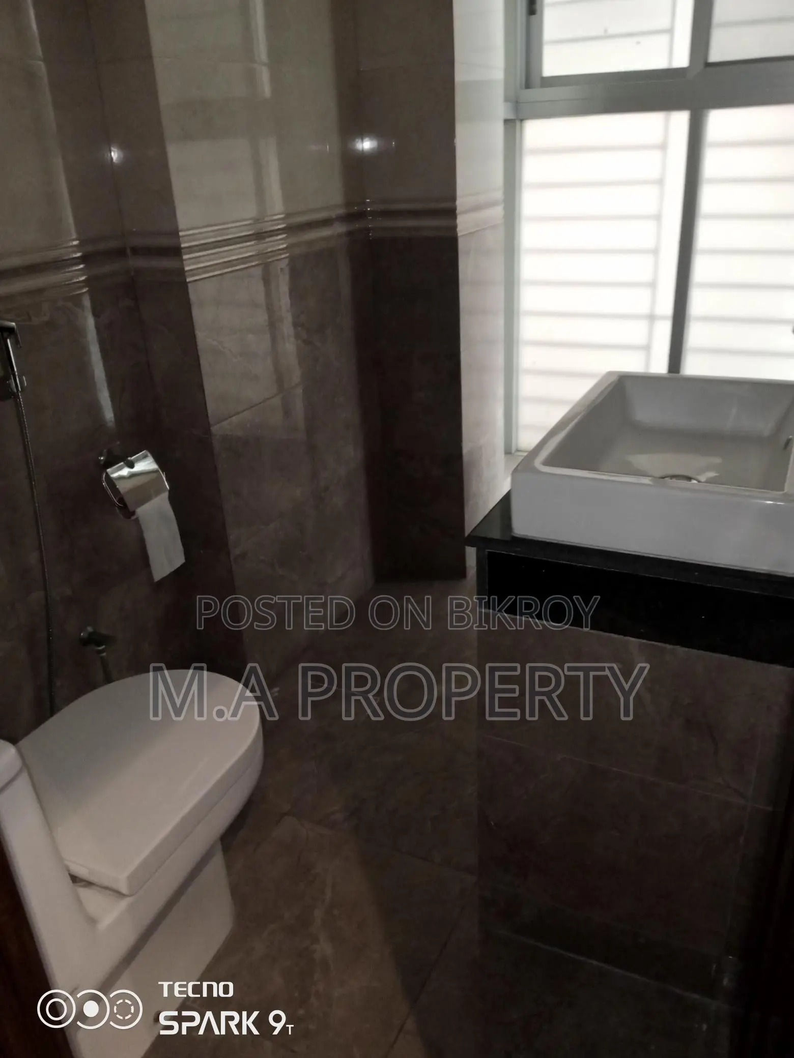 LUXURY 4BED FURNISHED FLAT RENT IN GULSHAN NORTH in Gulshan