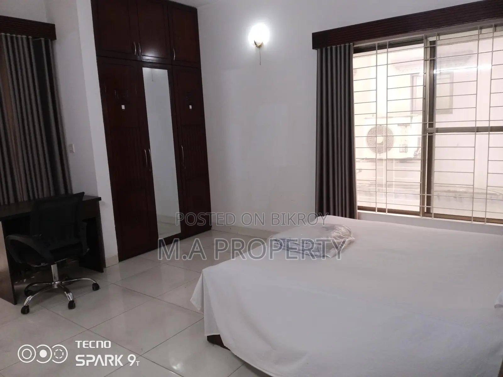 LUXURY 4BED FURNISHED FLAT RENT IN GULSHAN NORTH in Gulshan