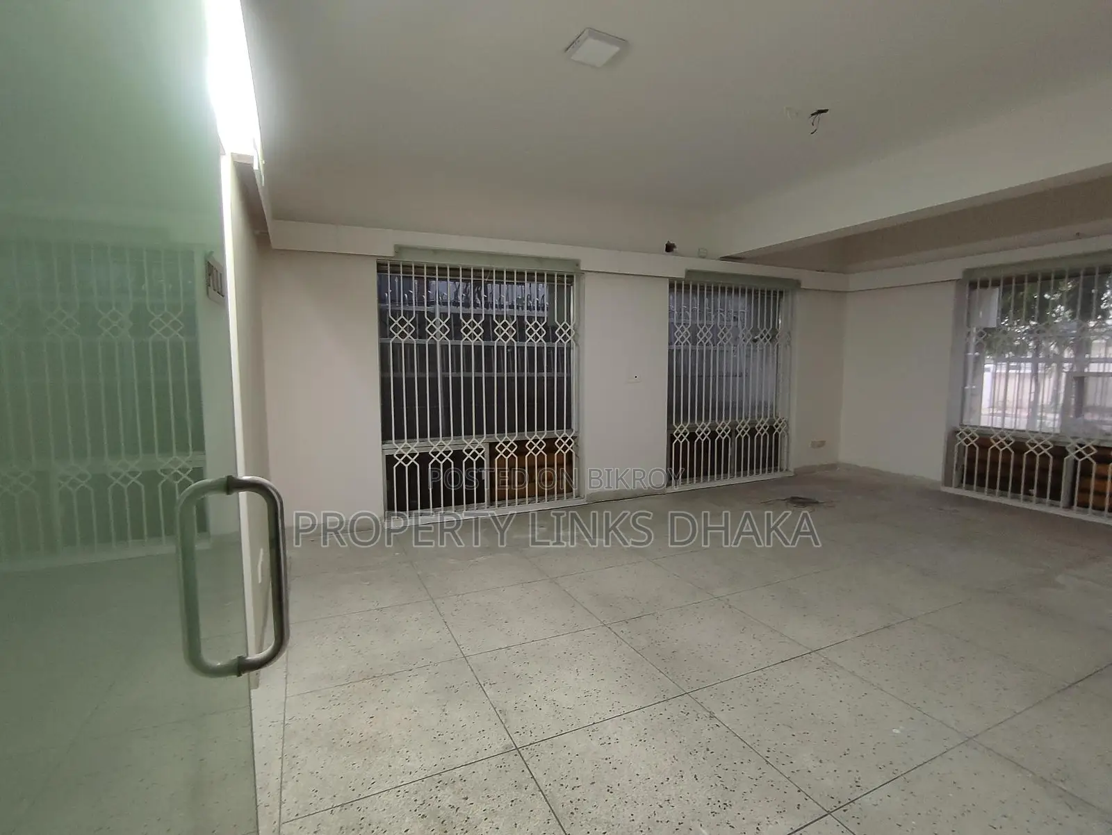 Independent house for residential or office purpose in Baridhara
