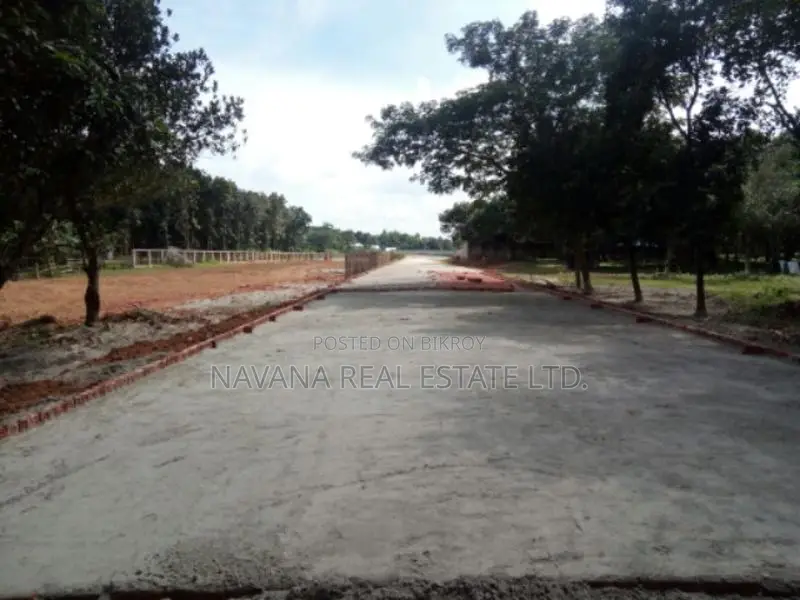 Navana's plot sale 5 katha beside purbachal in Purbachal