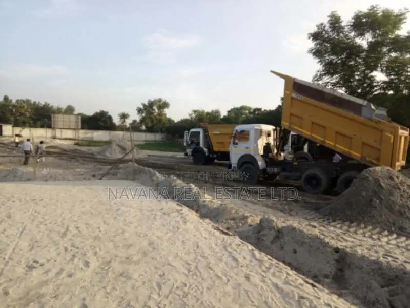 Navana's plot sale 5 katha beside purbachal in Purbachal