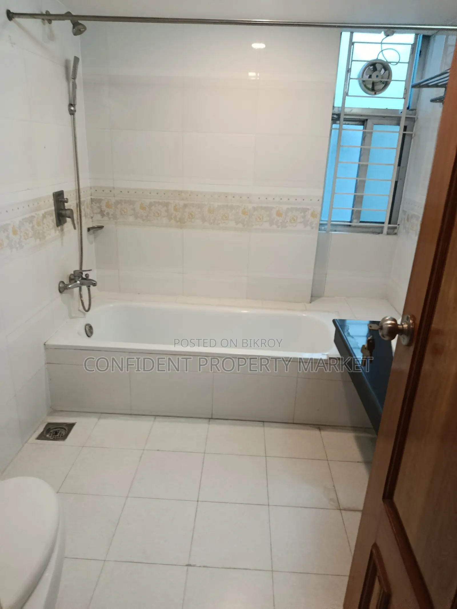 Semi Furnished Apartment For Rent In Baridhara in Baridhara