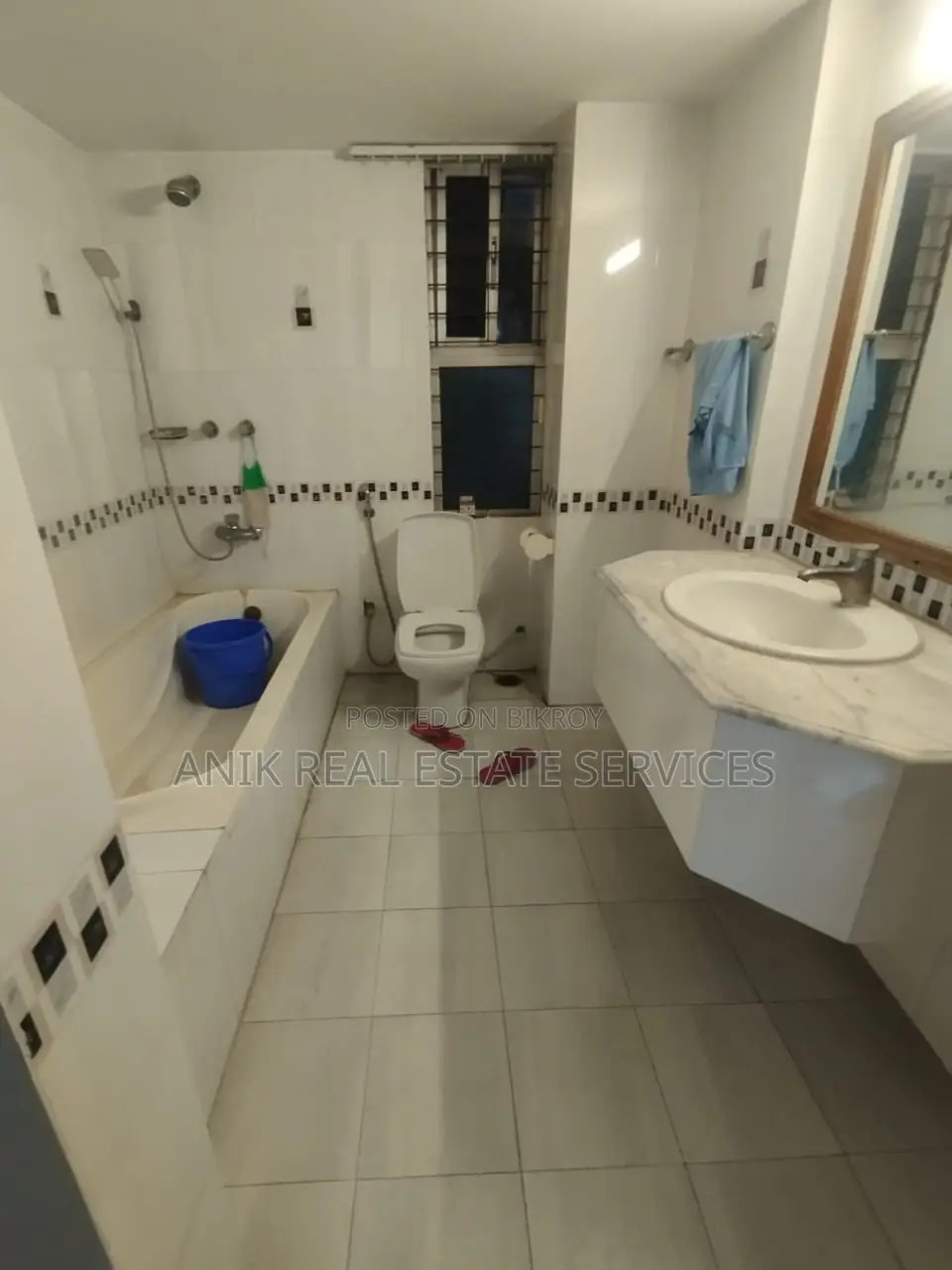2500 Sft Office Space Rent At Gulshan 2 in Gulshan