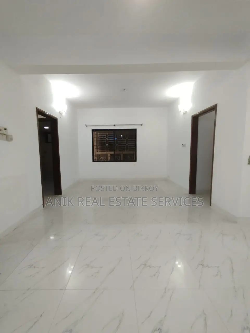 Good Quality 3 Bedroom Un Farnised Flat Rent At Gulshan 2 in Gulshan