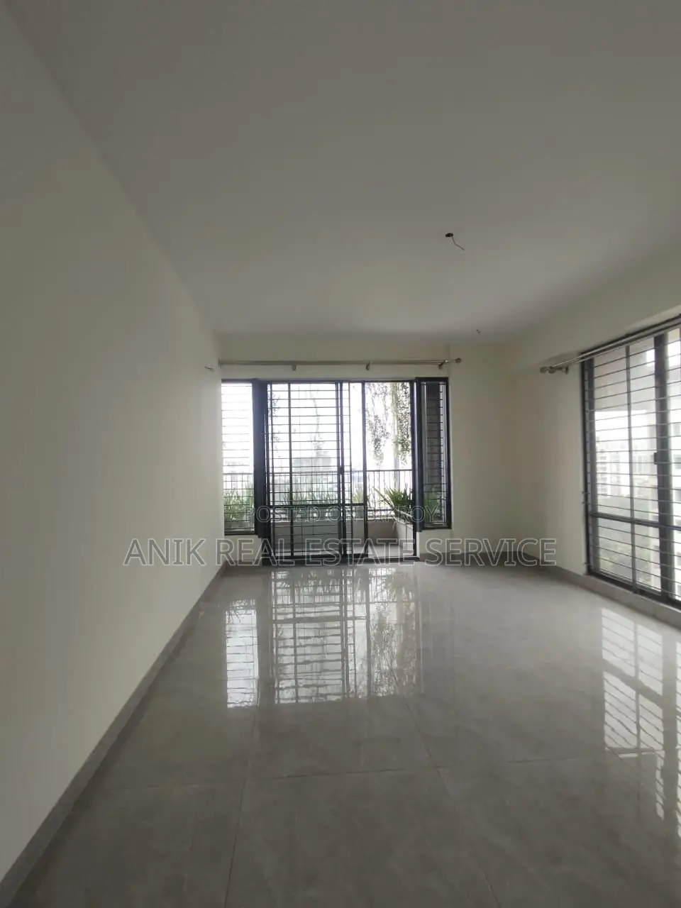 New Modern 4 Bedroom Un Farnised Flat Rent At Gulshan 2 in Gulshan
