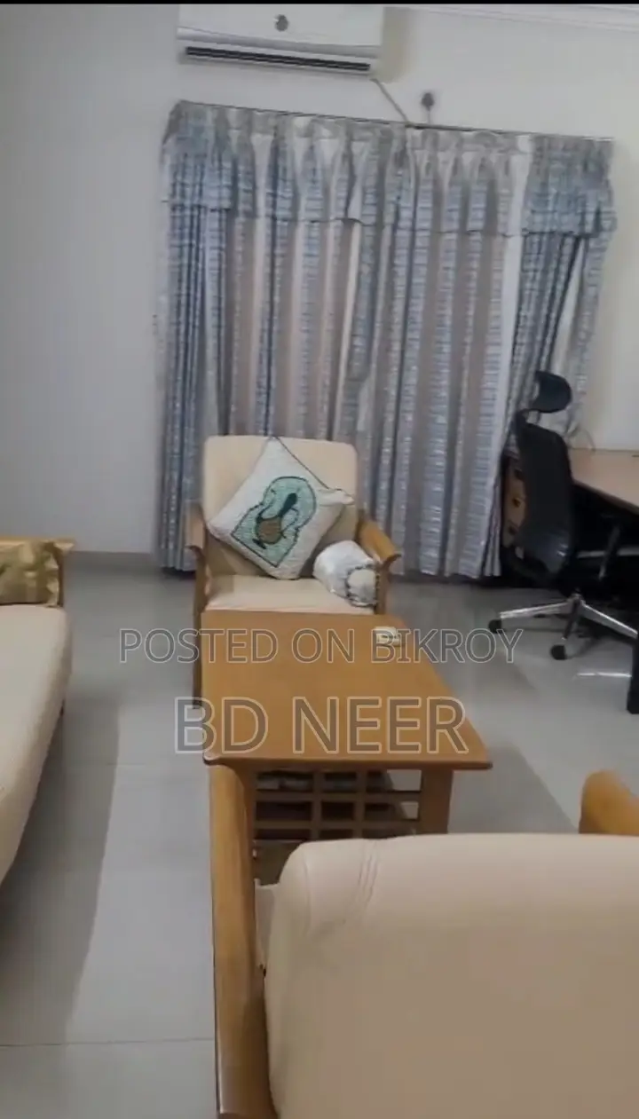 Full Furnished 3 Bedroom Flat Rent in Banani North in Banani