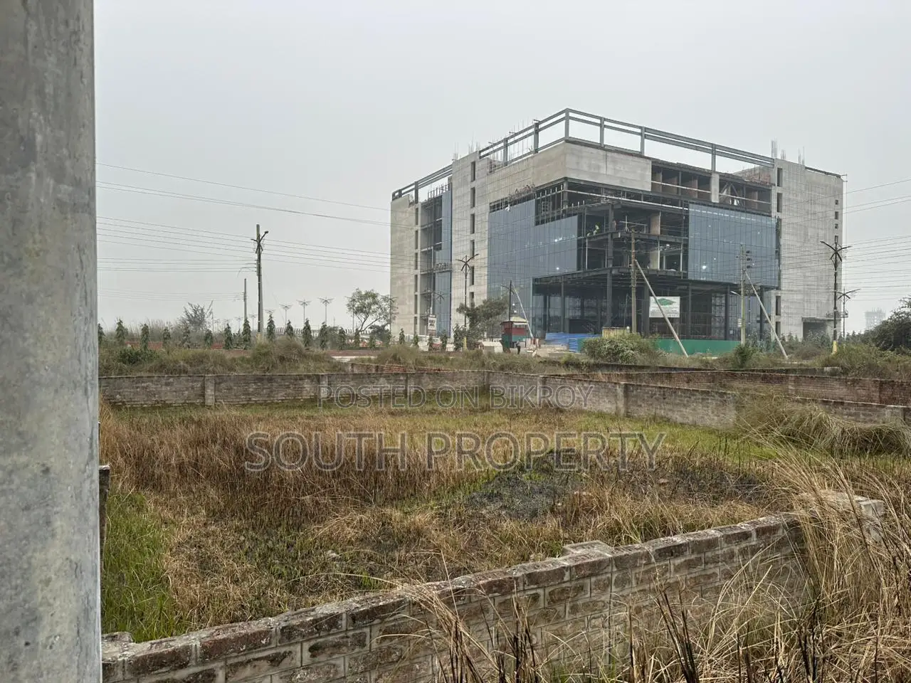 Corner Plot for Sale - 3 Katha, South Facing, Block N, Bashundhara in Basundhara